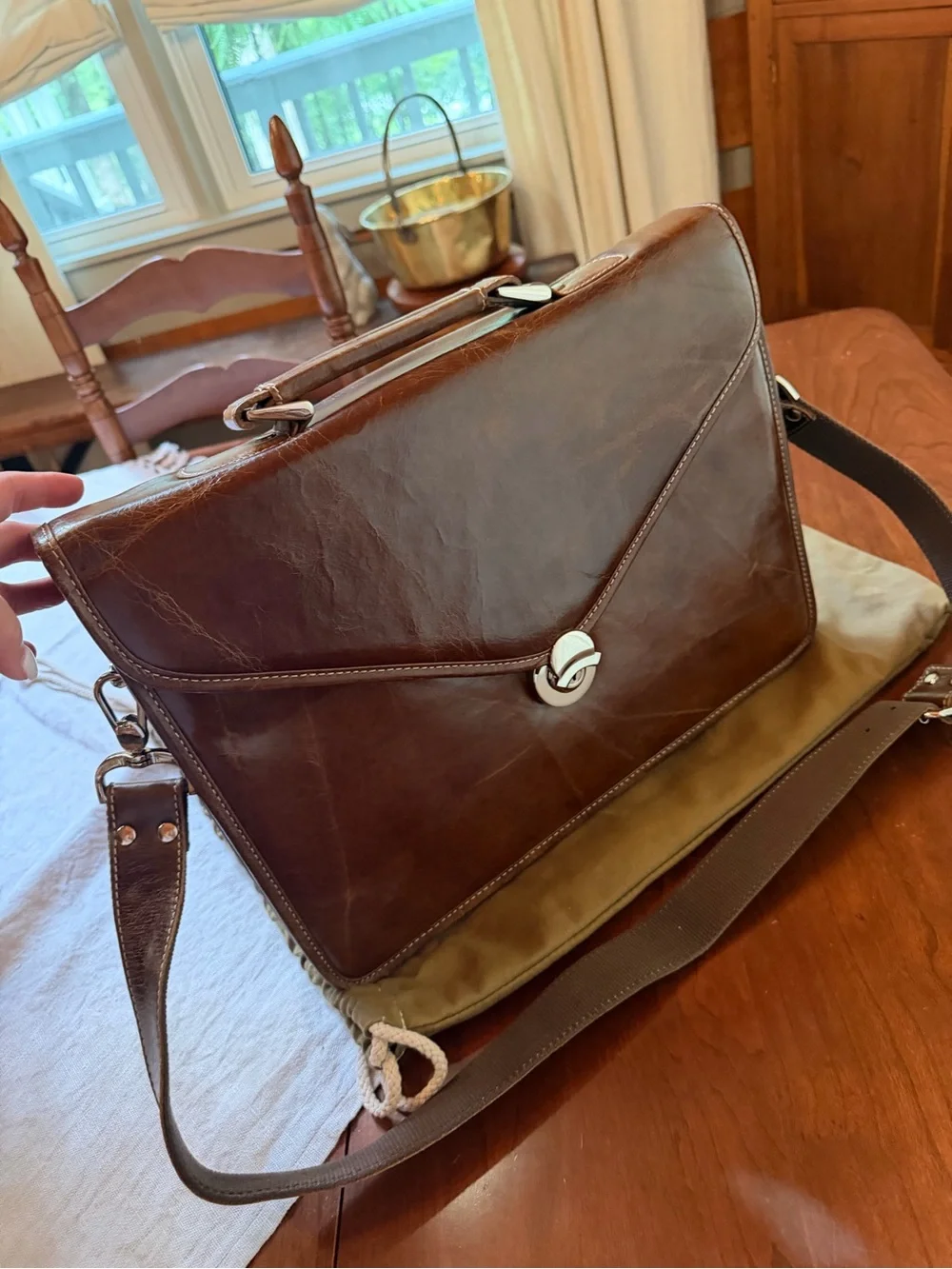 Classic Brown Leather Messenger/briefcase Bag with Shoulder Strap